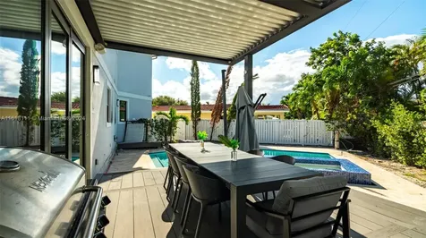 4421 Seagrape Drive Lauderdale By The Sea FL 33308