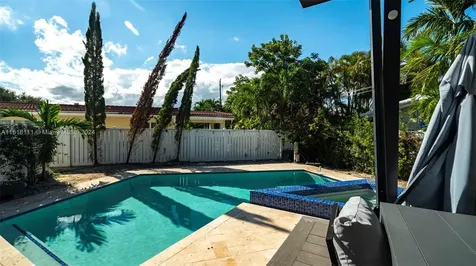 4421 Seagrape Drive Lauderdale By The Sea FL 33308