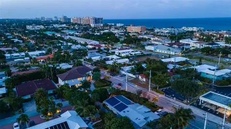 4421 Seagrape Drive Lauderdale By The Sea FL 33308