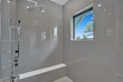 4421 Seagrape Drive Lauderdale By The Sea FL 33308