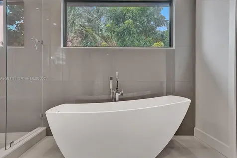 4421 Seagrape Drive Lauderdale By The Sea FL 33308