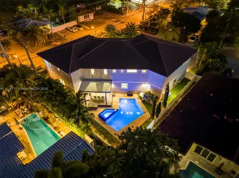 4421 Seagrape Drive Lauderdale By The Sea FL 33308