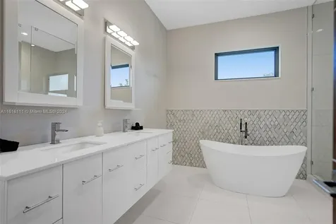 4421 Seagrape Drive Lauderdale By The Sea FL 33308