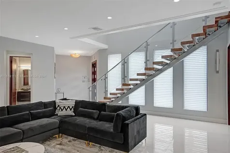 4421 Seagrape Drive Lauderdale By The Sea FL 33308
