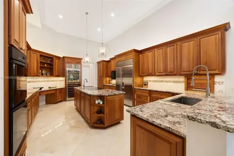 10820 SW 69th Avenue Pinecrest FL 33156