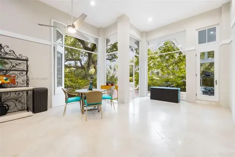 10820 SW 69th Avenue Pinecrest FL 33156