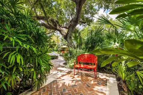 10820 SW 69th Avenue Pinecrest FL 33156
