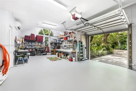 10820 SW 69th Avenue Pinecrest FL 33156