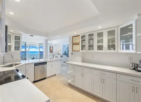 200 Ocean Lane Drive Key Biscayne FL 33149