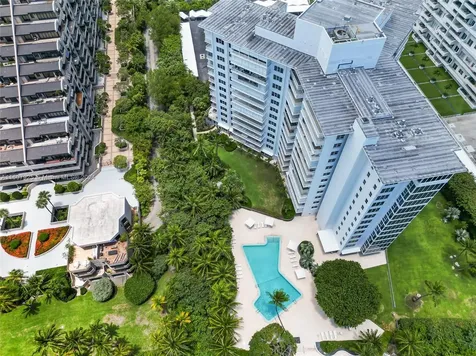200 Ocean Lane Drive Key Biscayne FL 33149