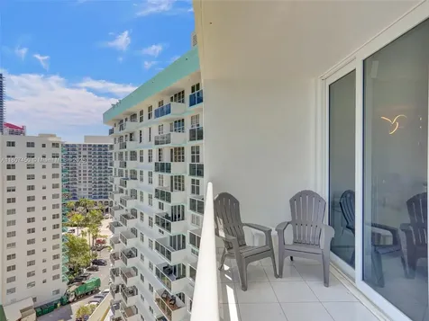 3725 S Ocean Drive Hollywood FL 33019