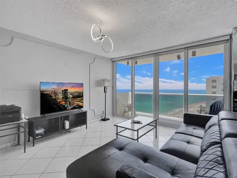 3725 S Ocean Drive Hollywood FL 33019