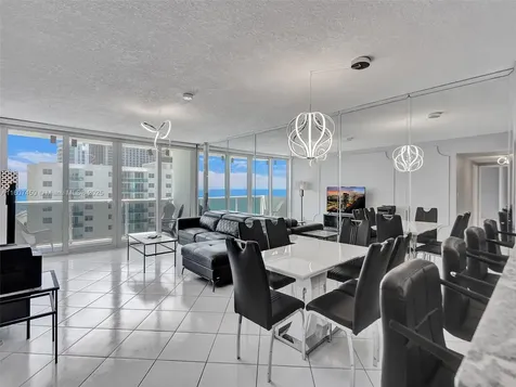 3725 S Ocean Drive Hollywood FL 33019