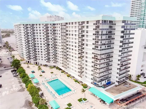 3725 S Ocean Drive Hollywood FL 33019