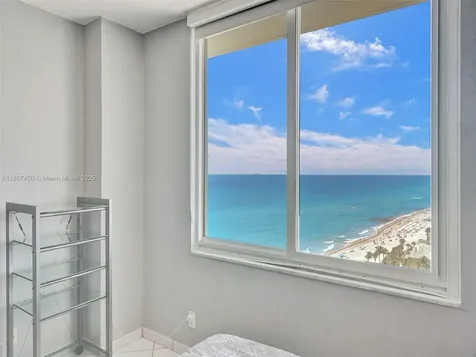 3725 S Ocean Drive Hollywood FL 33019