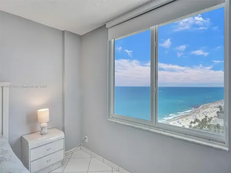 3725 S Ocean Drive Hollywood FL 33019