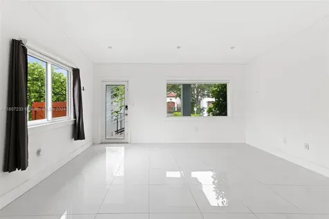 6432 SW 33rd Street Miami FL 33155