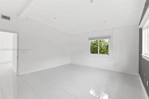 6432 SW 33rd Street Miami FL 33155