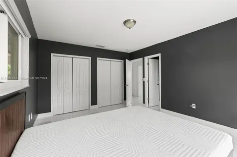 6432 SW 33rd Street Miami FL 33155