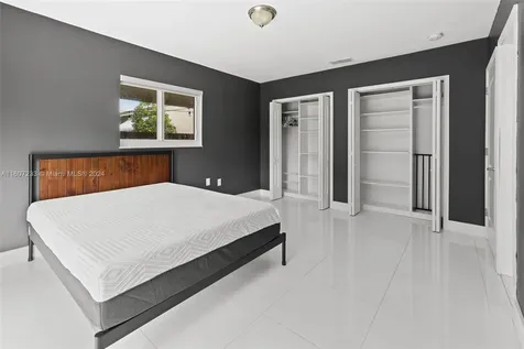 6432 SW 33rd Street Miami FL 33155