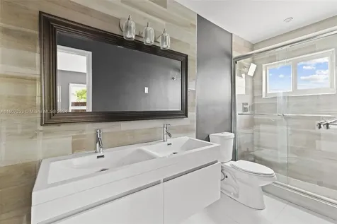 6432 SW 33rd Street Miami FL 33155