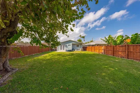 6432 SW 33rd Street Miami FL 33155
