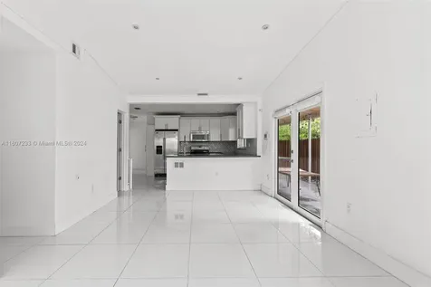 6432 SW 33rd Street Miami FL 33155