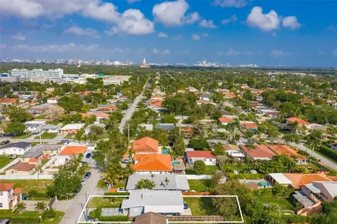 6432 SW 33rd Street Miami FL 33155