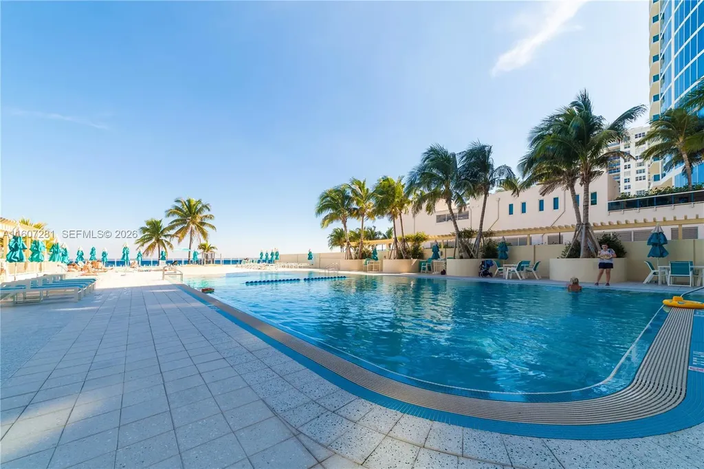 2501 S Ocean Drive Hollywood FL 33019