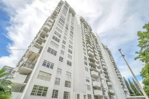 2780 NE 183rd Street Aventura FL 33160