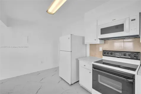 2780 NE 183rd Street Aventura FL 33160