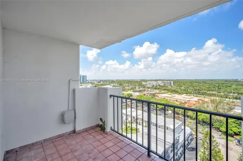 2780 NE 183rd Street Aventura FL 33160