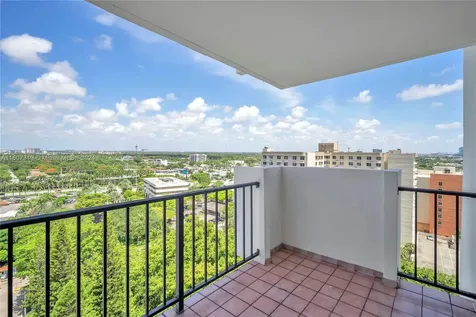 2780 NE 183rd Street Aventura FL 33160
