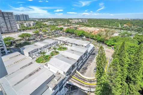 2780 NE 183rd Street Aventura FL 33160