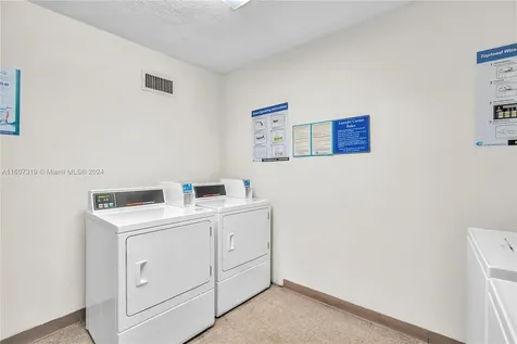 2780 NE 183rd Street Aventura FL 33160