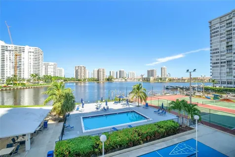 2780 NE 183rd Street Aventura FL 33160