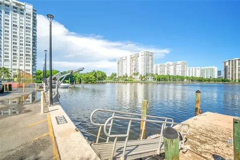 2780 NE 183rd Street Aventura FL 33160