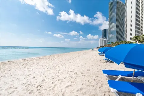 19201 Collins Avenue Sunny Isles Beach FL 33160