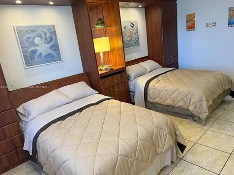 19201 Collins Avenue Sunny Isles Beach FL 33160