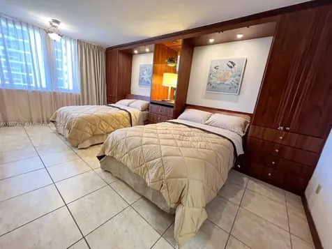 19201 Collins Aveavailnow Sunny Isles Beach FL 33160