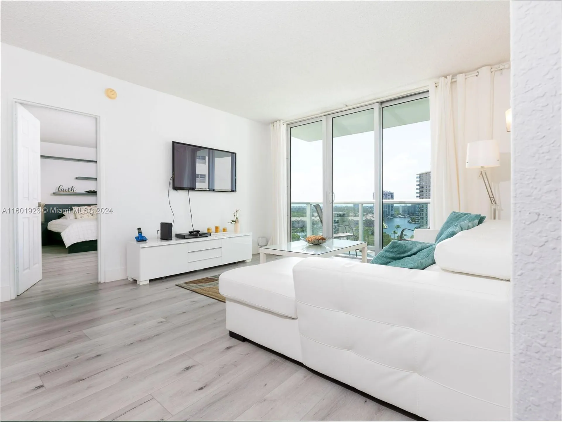 3901 S Ocean Drive Hollywood FL 33019