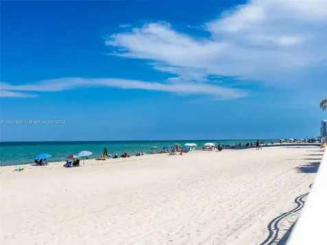 3901 S Ocean Drive Hollywood FL 33019