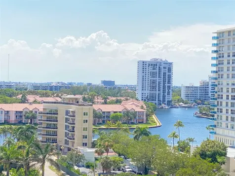 3901 S Ocean Drive Hollywood FL 33019