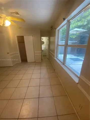 1739 SW 28th Terrace Fort Lauderdale FL 33312