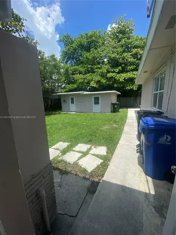 1739 SW 28th Terrace Fort Lauderdale FL 33312