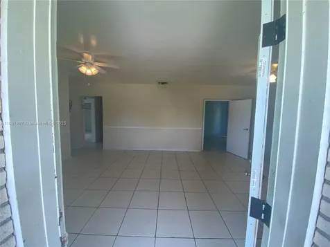 1739 SW 28th Terrace Fort Lauderdale FL 33312