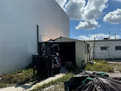4343 N Andrews Avenue Oakland Park FL 33309