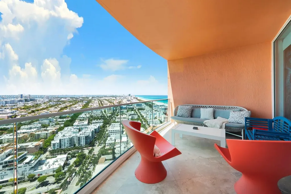 300 S Pointe Drive Miami Beach FL 33139