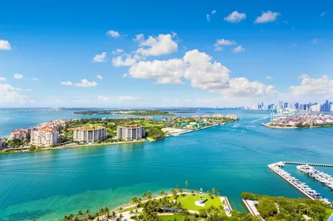 300 S Pointe Drive Miami Beach FL 33139