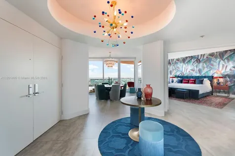 300 S Pointe Drive Miami Beach FL 33139